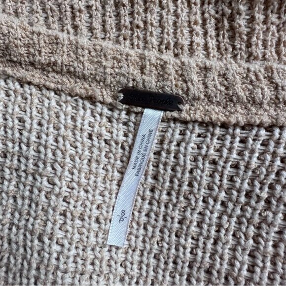 Free People | "Camel" Women's High Low V-Neck Cropped Sweater | Size Small - Picture 7 of 12